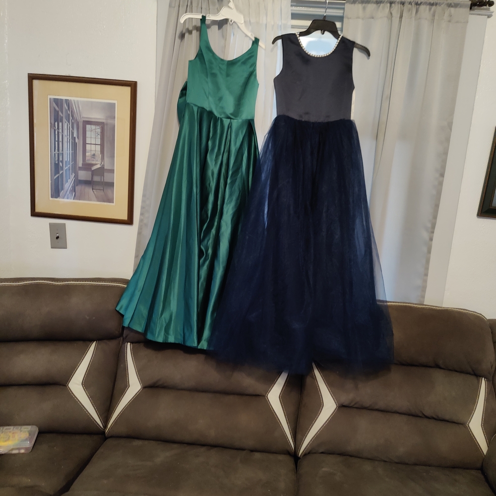 New You Get Both Elegant Green and Navy Kids Dresses - Picture 7 of 16